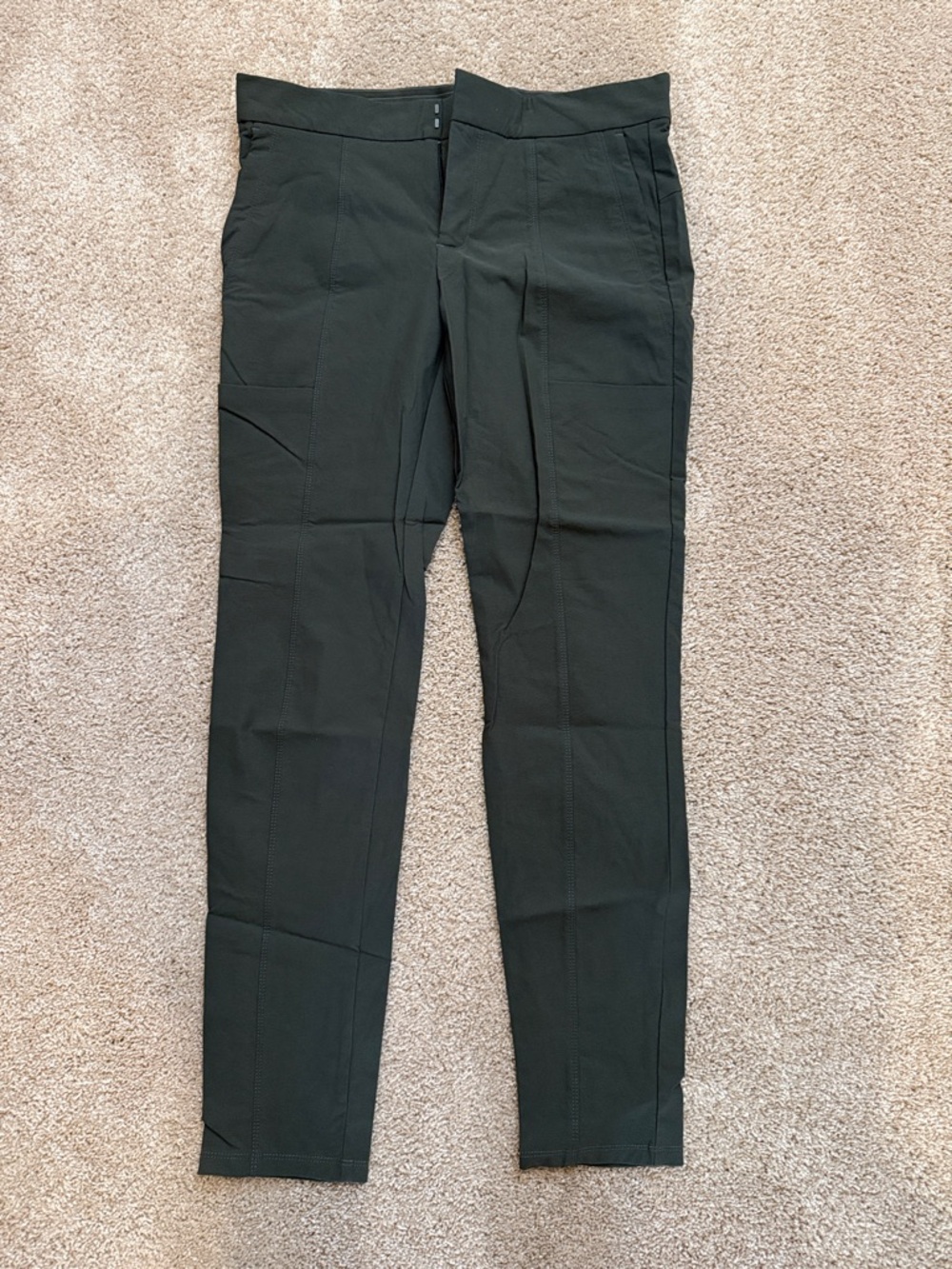 Athleta Wander Stash Skinny Pant.